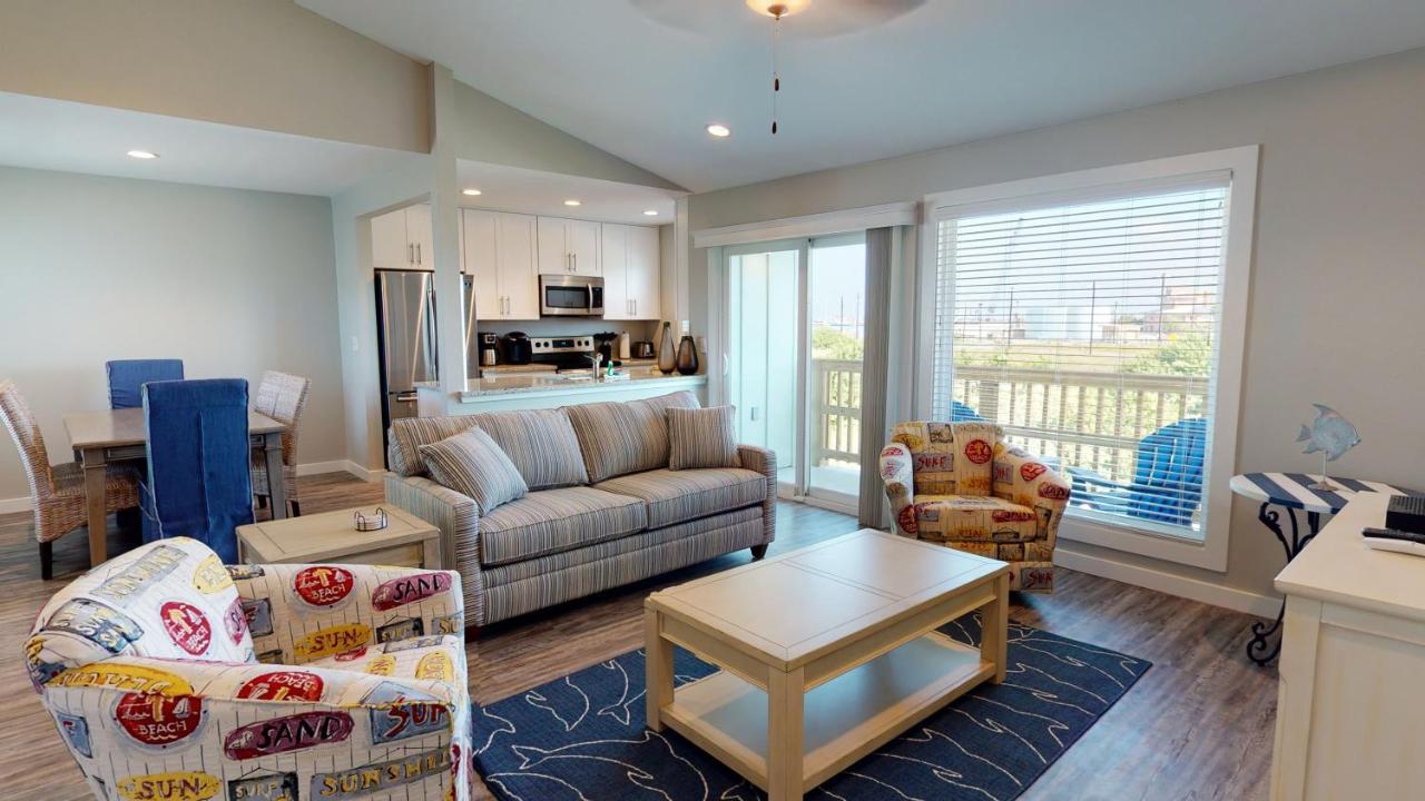 Ah-K239 Newly Remodeled Second Floor Condo With Bay View, Shared Pool Port Aransas Exterior photo